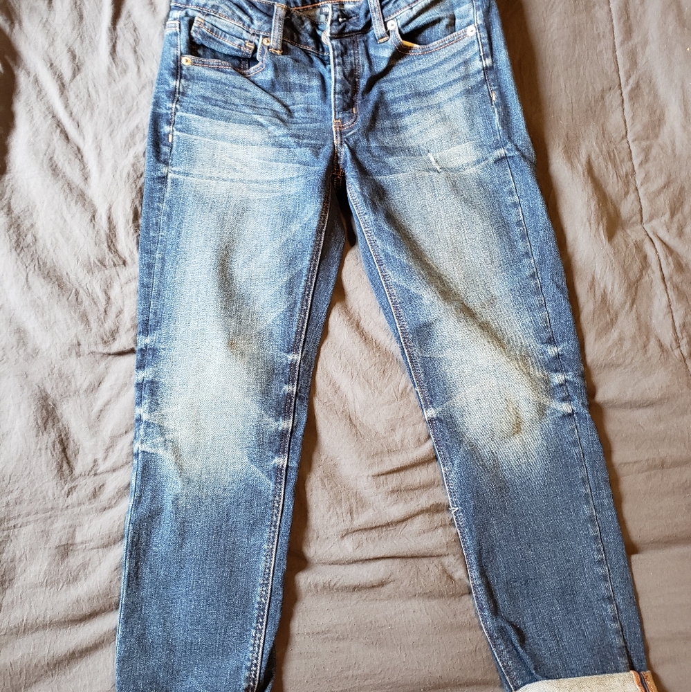 AE Tomgirl Jeans 2 pairs